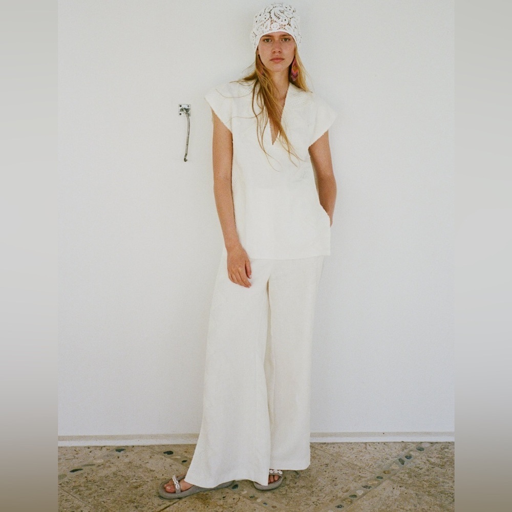LACE TRIM LINEN TOP & PANTS LIMITED EDITION SIZE L- REF. 7953/936 & 3239/936